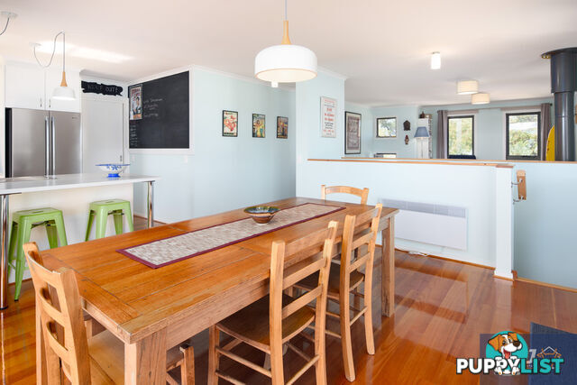 9 Ash Ave SANDY POINT VIC 3959