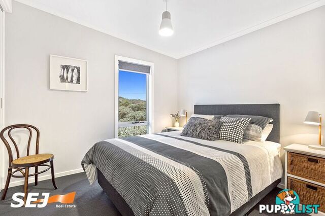 18 Sunshine Rise SANDY POINT VIC 3959