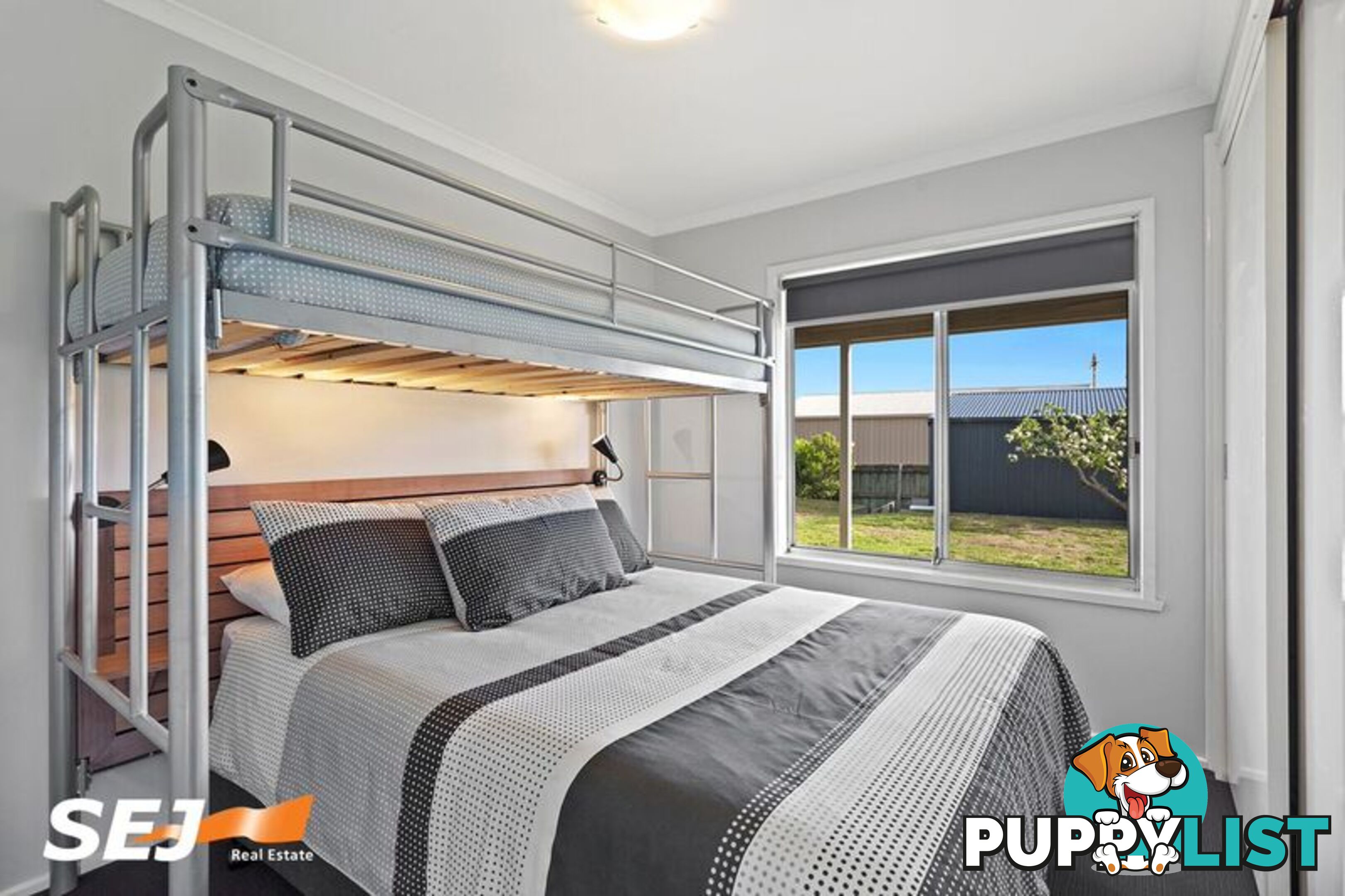 18 Sunshine Rise SANDY POINT VIC 3959