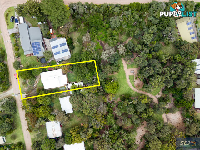 5 Tecoma Avenue SANDY POINT VIC 3959