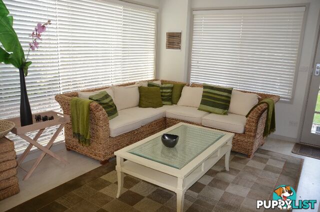 14 Wattle Court SANDY POINT VIC 3959