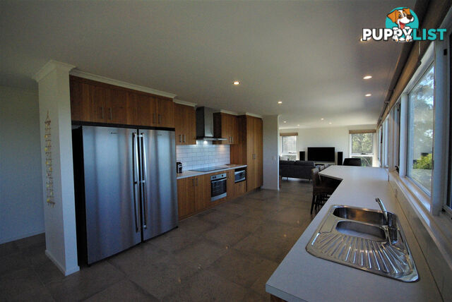 25 Mathers Rd FISH CREEK VIC 3959