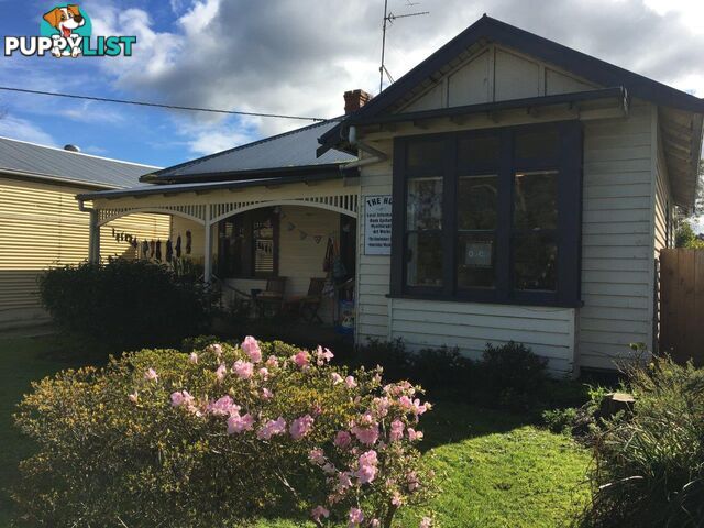 25-27 Falls Rd FISH CREEK VIC 3959