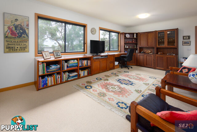 1 Caringal St WARATAH BAY VIC 3959
