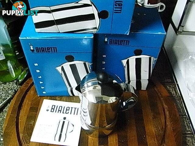 NEW BIALETTI ITALY 3TZ STAINLESS STEEL EXPRESSO 3 CUP MADE IN IT