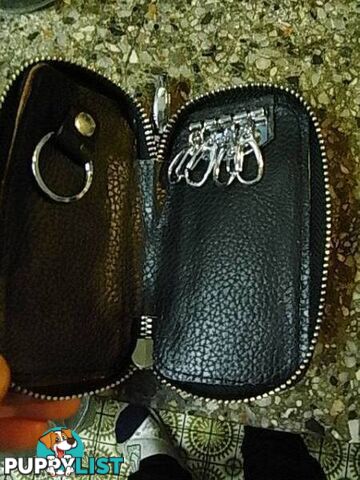 BMW LEATHER KEY WALLET NEW PICKUP OR POST 4.99