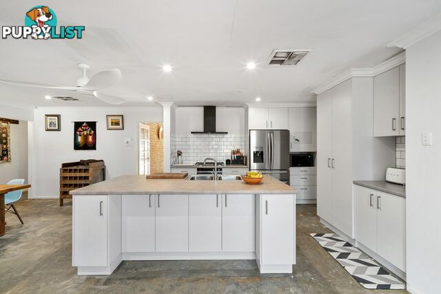 57 Heath Road KALAMUNDA WA 6076