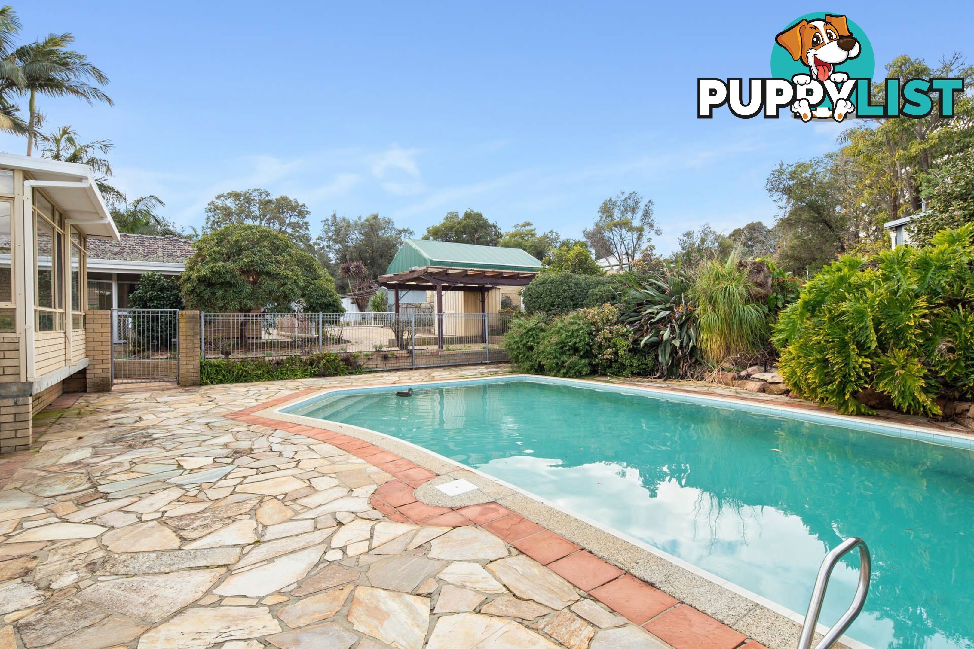 8 Avonia Road KALAMUNDA WA 6076