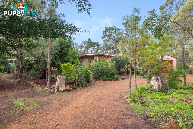 14 Collins Road KALAMUNDA WA 6076