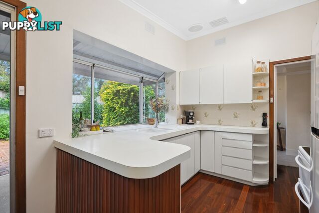 14 Collins Road KALAMUNDA WA 6076