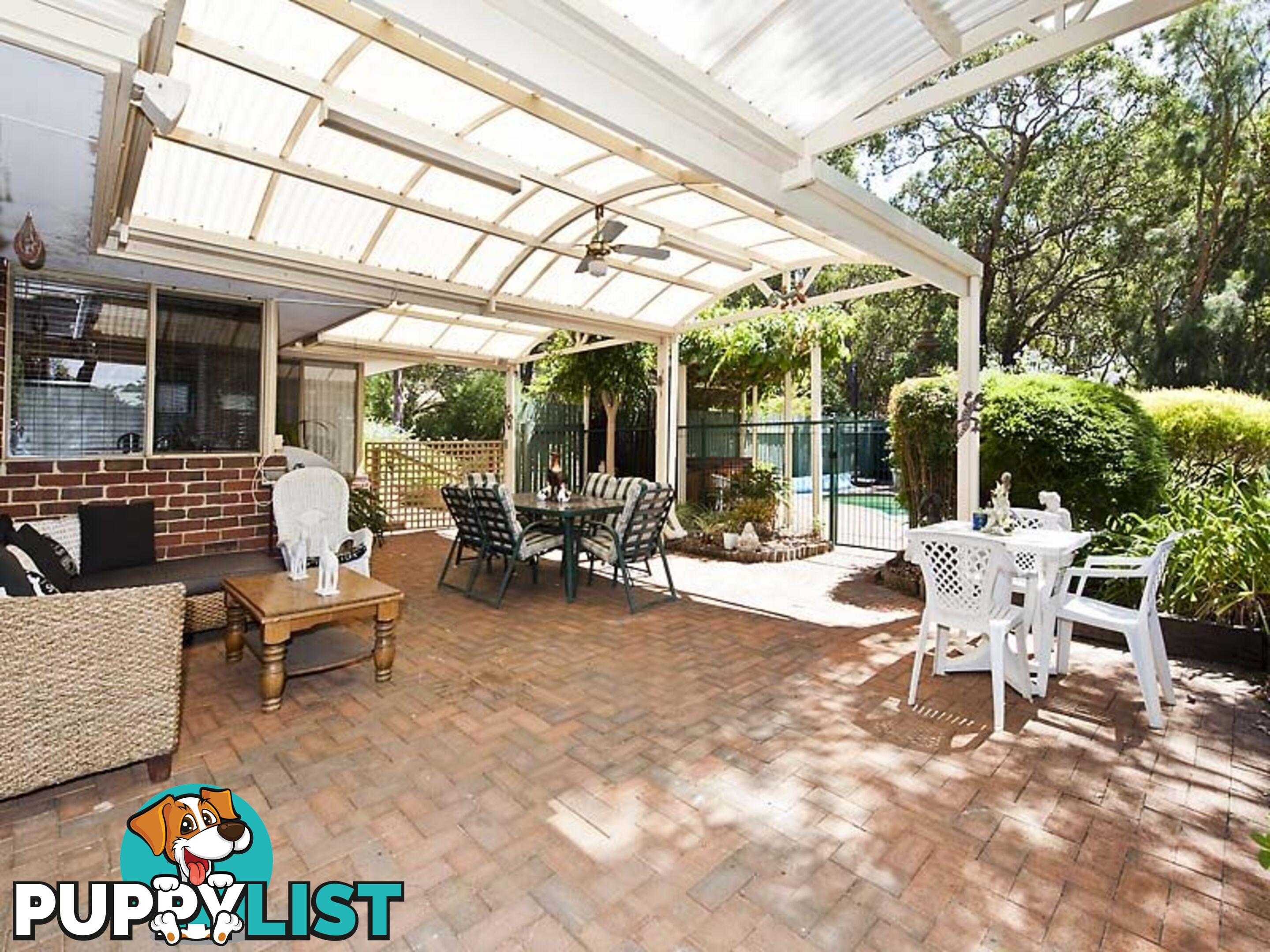 15 Giles Street LESMURDIE WA 6076