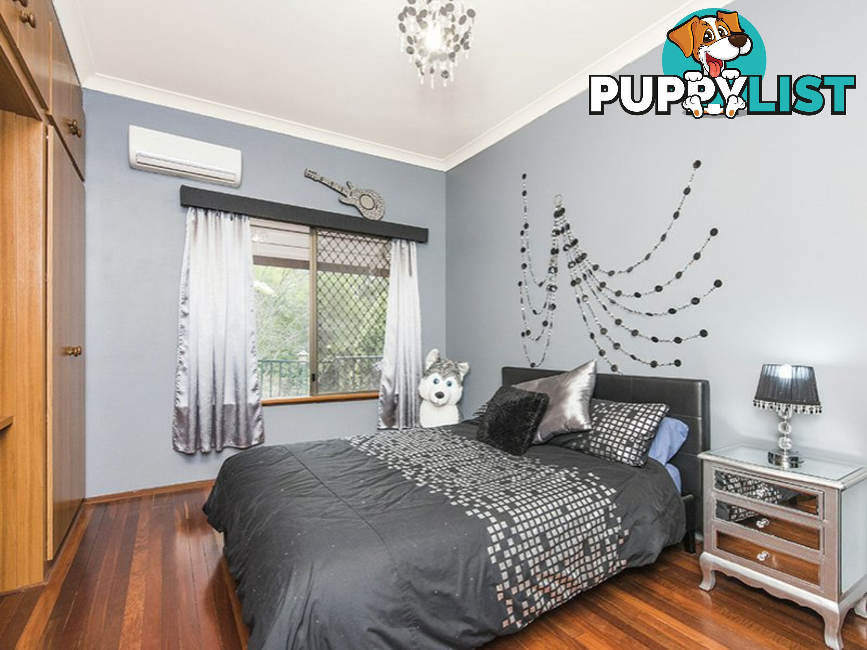 15 Crocus Road KALAMUNDA WA 6076