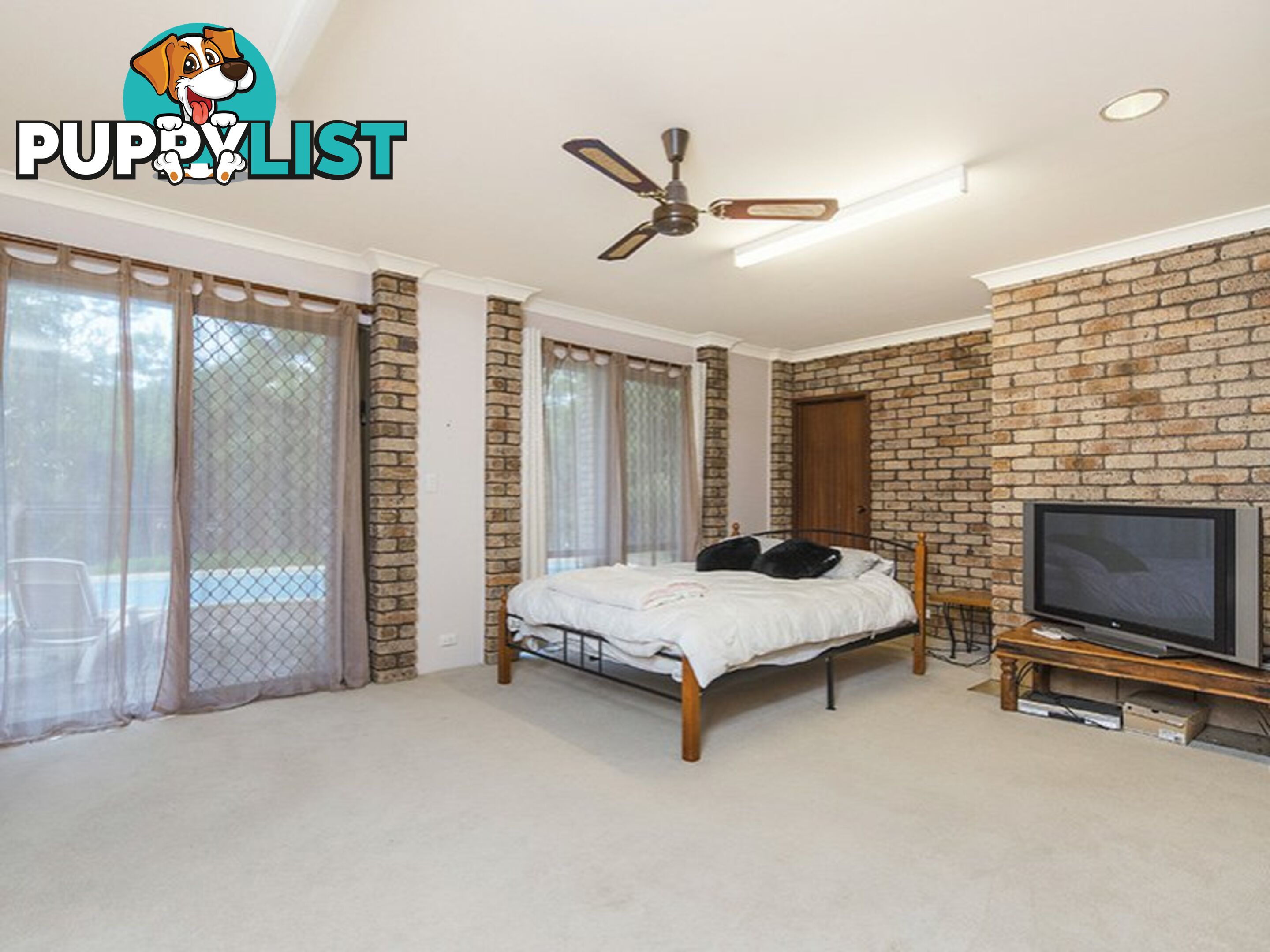 15 Crocus Road KALAMUNDA WA 6076