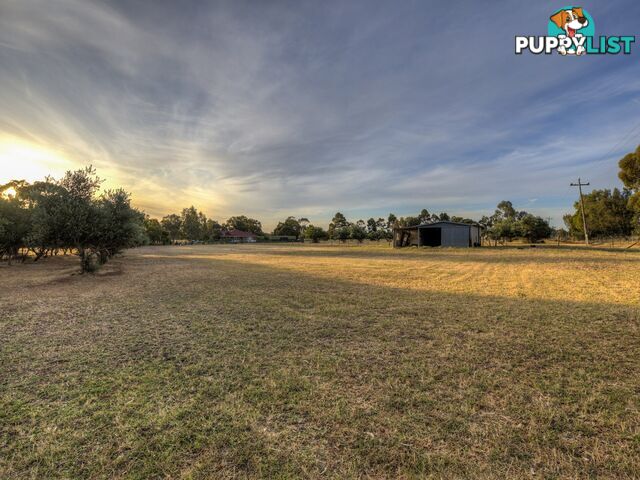 2 Warren Road BULLSBROOK WA 6084