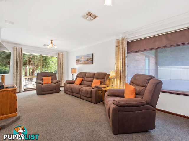 37 Schmitt Road KALAMUNDA WA 6076