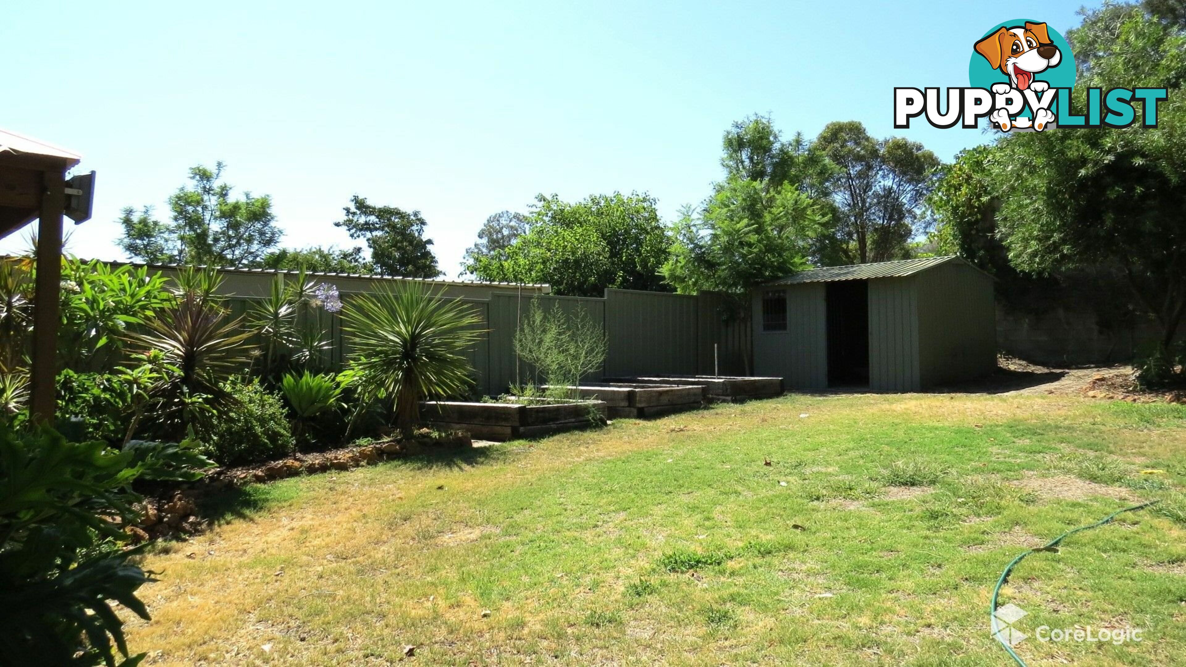 4 Maru  Way LESMURDIE WA 6076