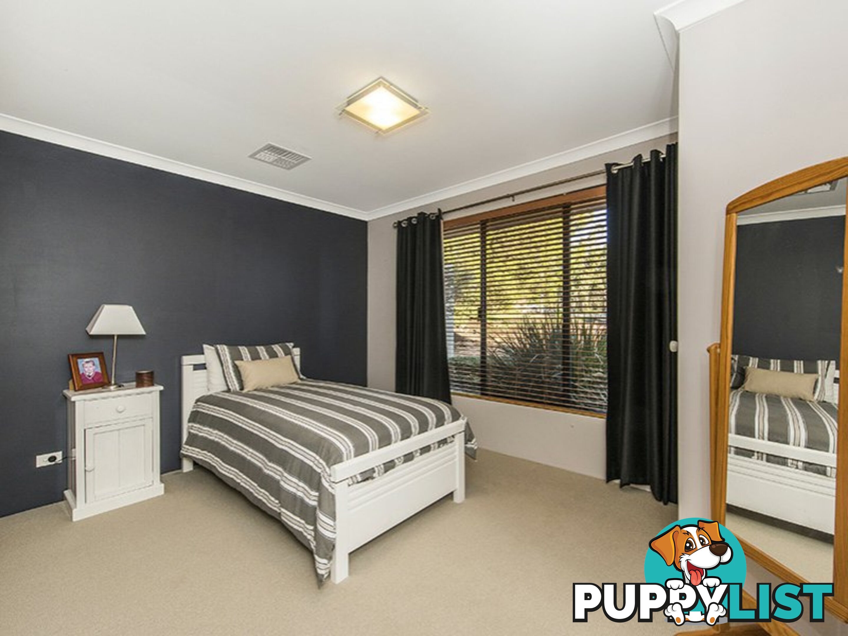 32 Winsor Road KALAMUNDA WA 6076