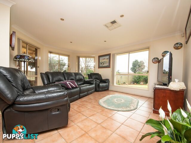 4 Gasnier Place DUBBO NSW 2830