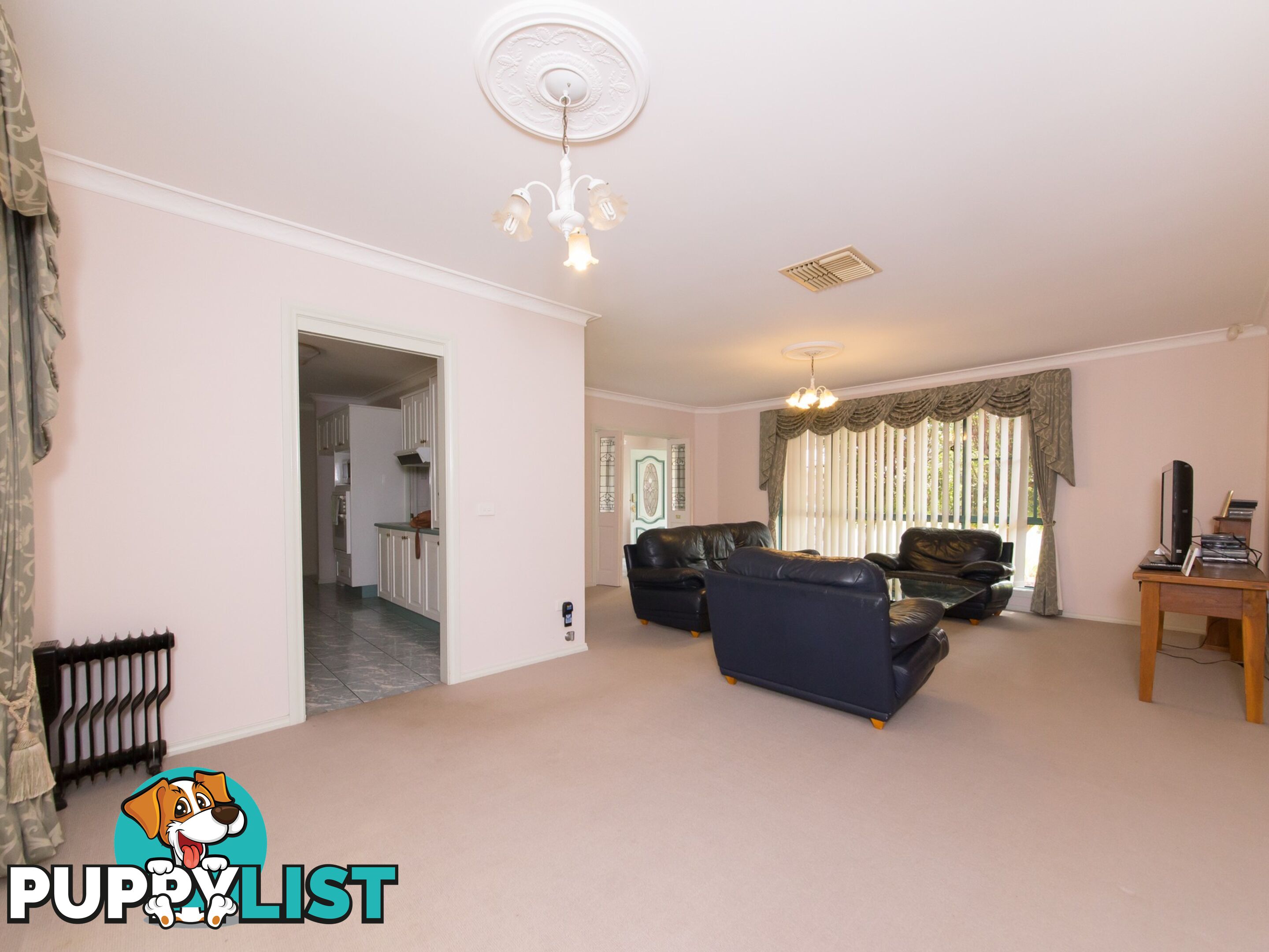 13 Ron Gordon Place DUBBO NSW 2830