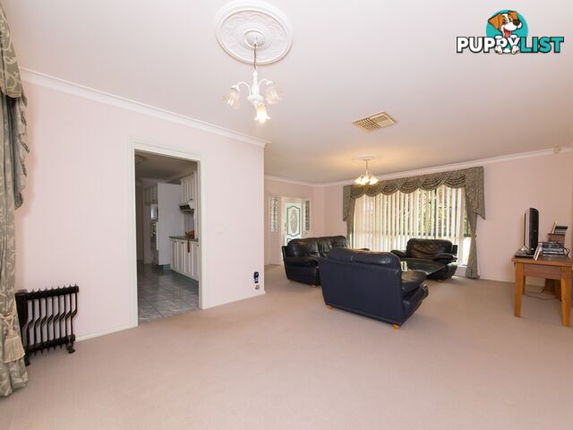 13 Ron Gordon Place DUBBO NSW 2830