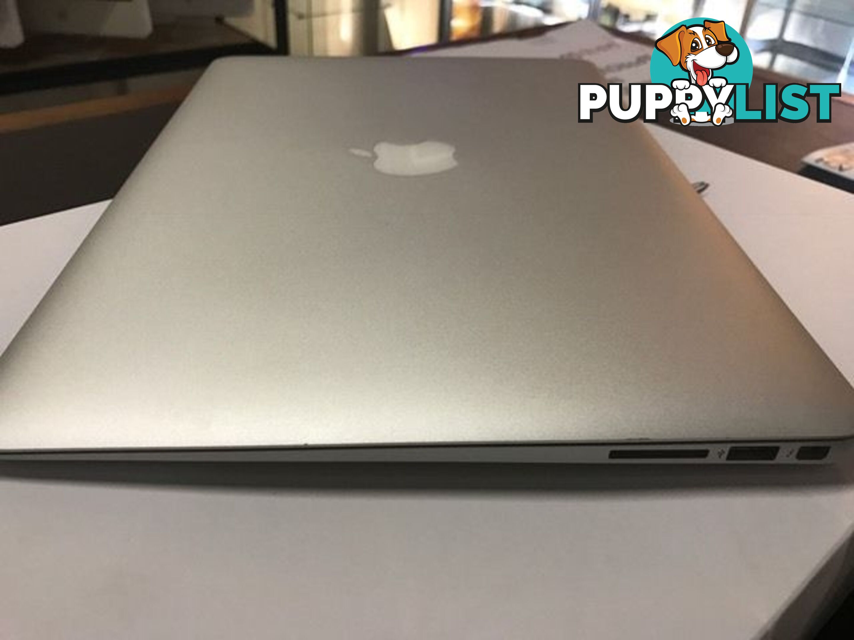 Apple MacBook Air 13" 2015 MODEL ! ****AS NEW****