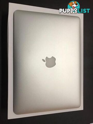 Apple MacBook Air 13" 2015 MODEL ! ****AS NEW****