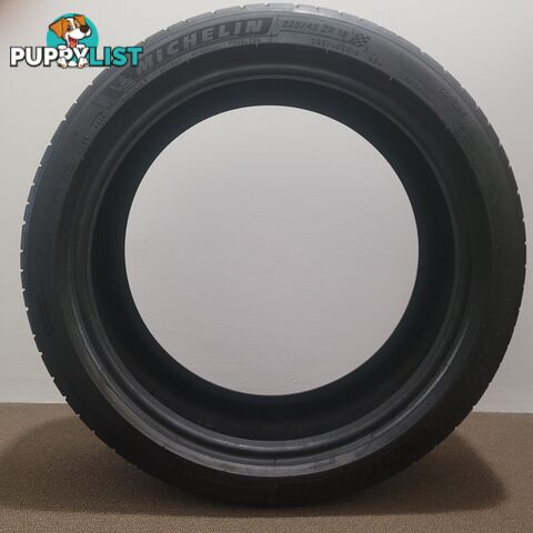 4x Michelin Pilot Sport Tyres 225/45ZR19 – Excellent Tread