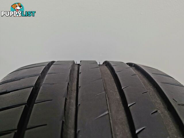 4x Michelin Pilot Sport Tyres 225/45ZR19 – Excellent Tread