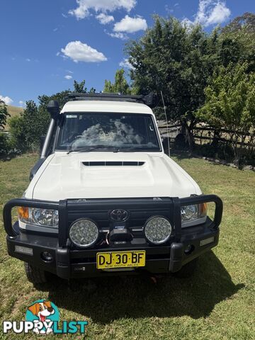 2023 Toyota Landcruiser Wagon Manual