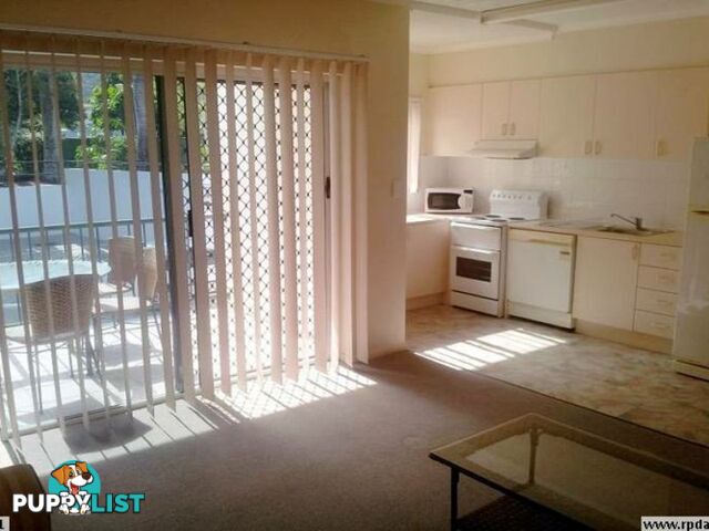 1/6-8 Faculty Close SMITHFIELD QLD 4878