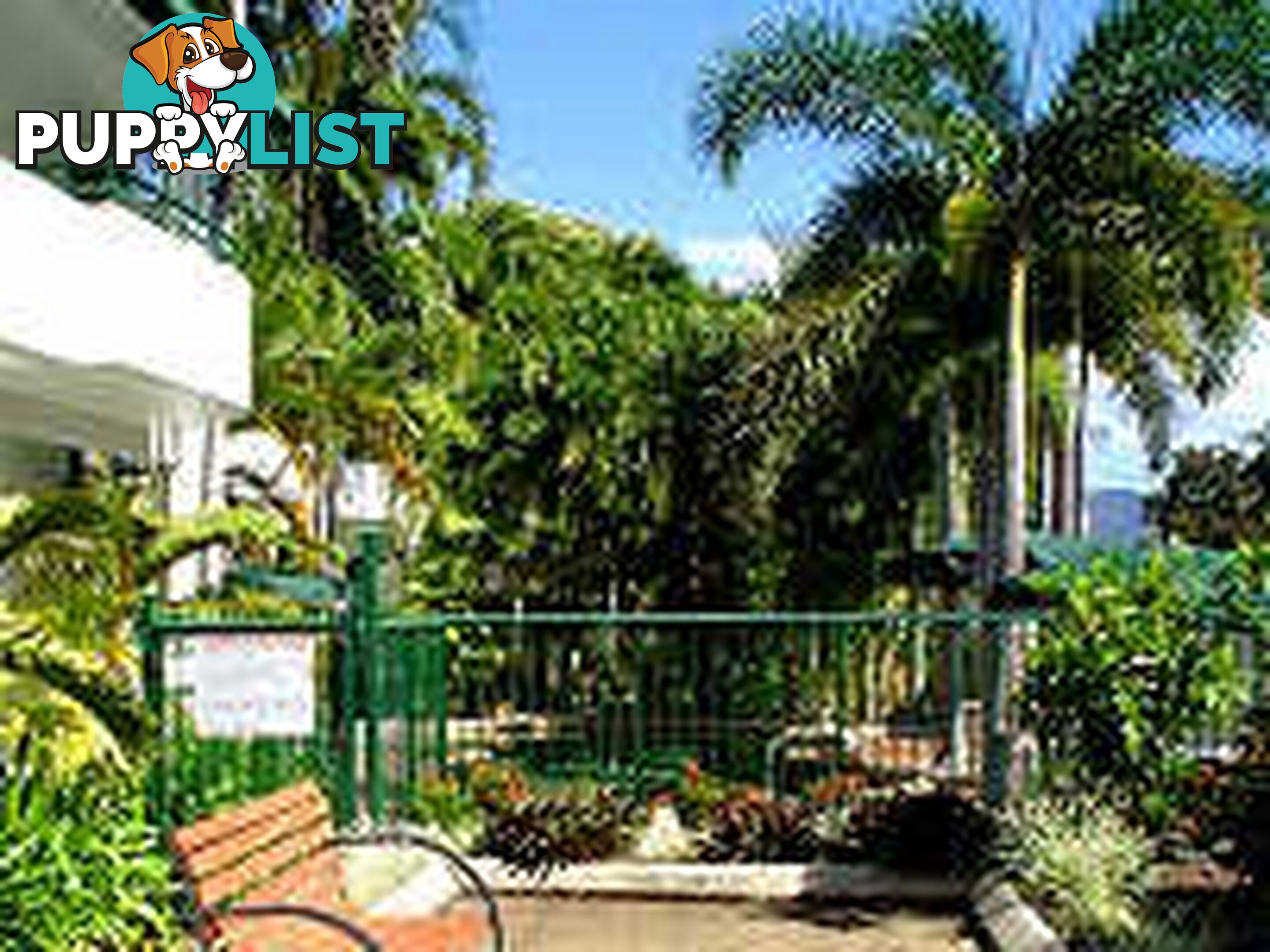 Half Moon Bay/ Resort Holiday Apartments YORKEYS KNOB QLD 4878