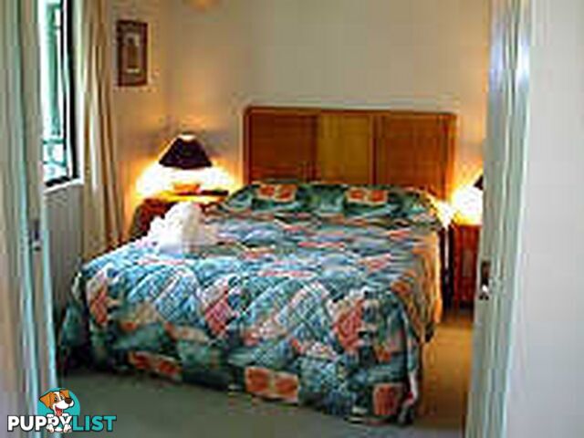 Half Moon Bay/ Resort Holiday Apartments YORKEYS KNOB QLD 4878