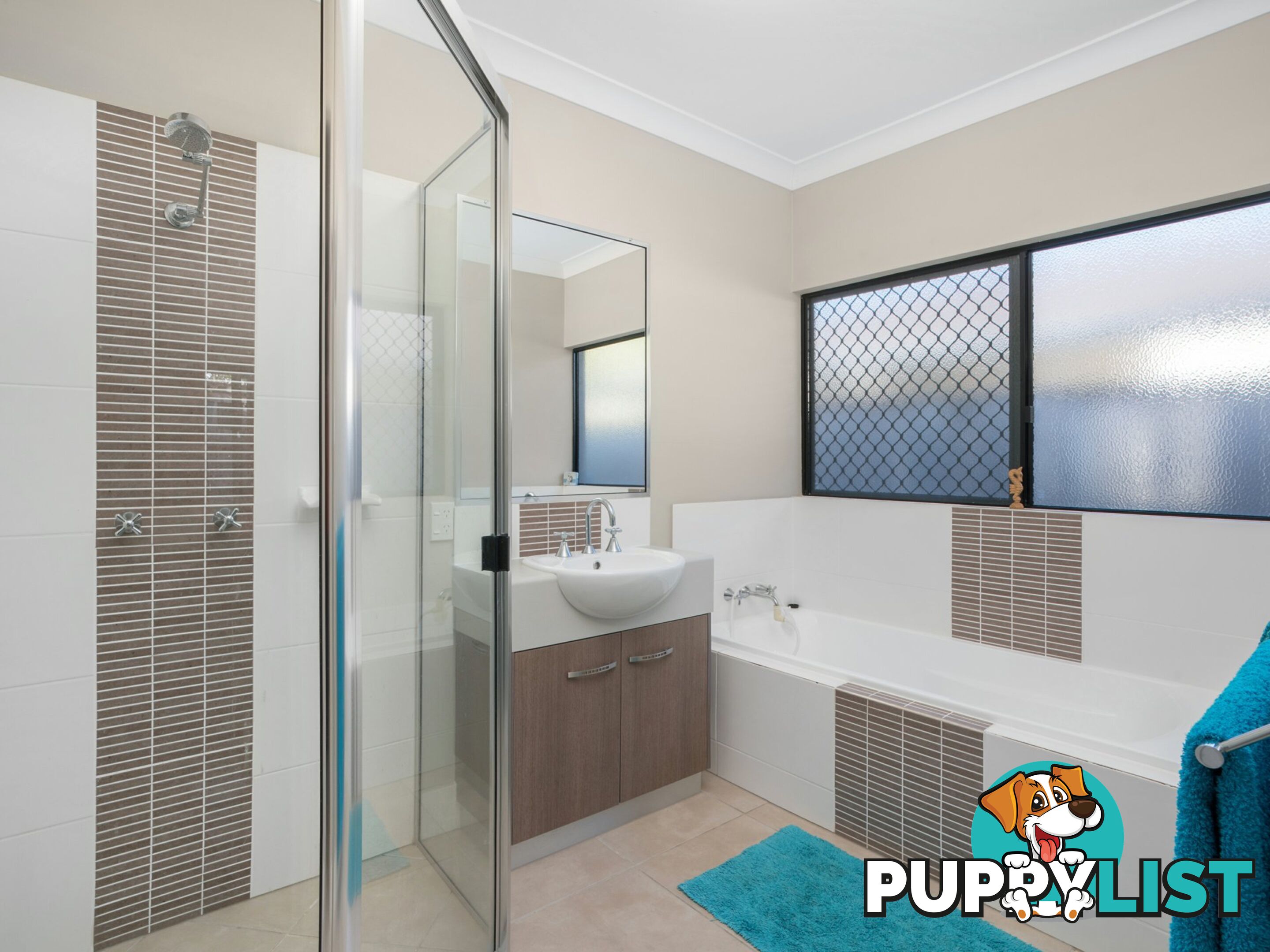 12 Bushlark Place SMITHFIELD QLD 4878