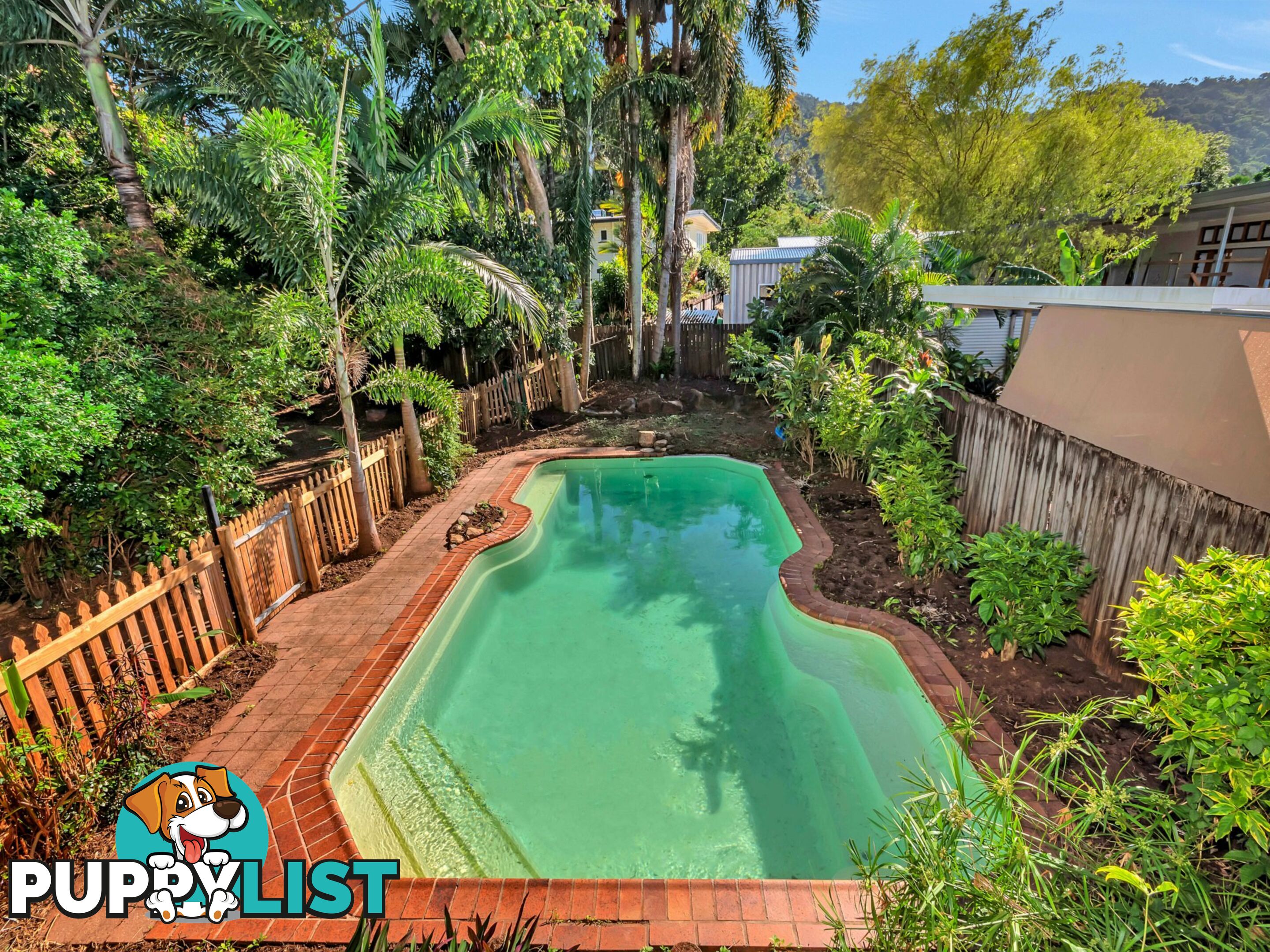 20 Hillview Crescent WHITFIELD QLD 4870