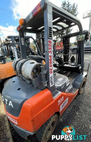 Used Toyota 32-8FG25 Deluxe Forklift For Sale