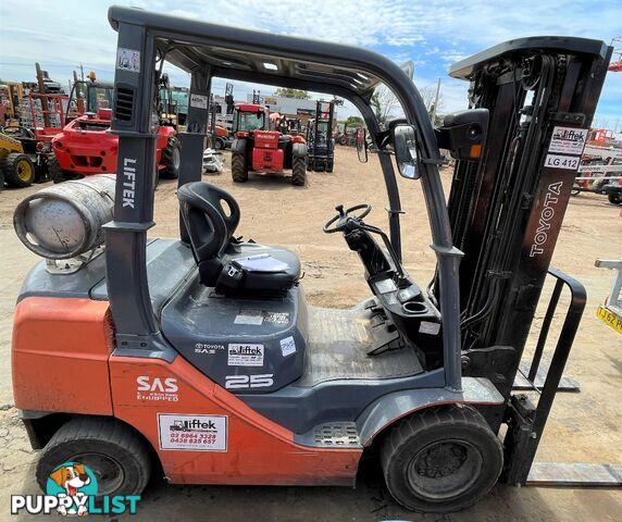 Used Toyota 2.5TON Forklift For Sale