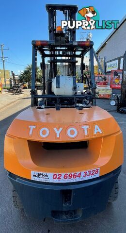 Used Toyota 5.0TON Forklift For Sale