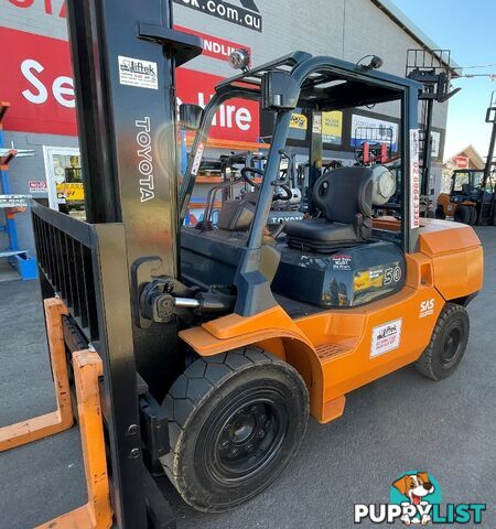 Used Toyota 5.0TON Forklift For Sale