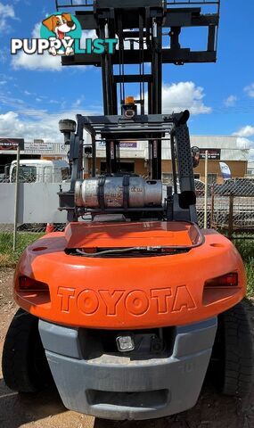 Used Toyota 7.0TON Forklift For Sale