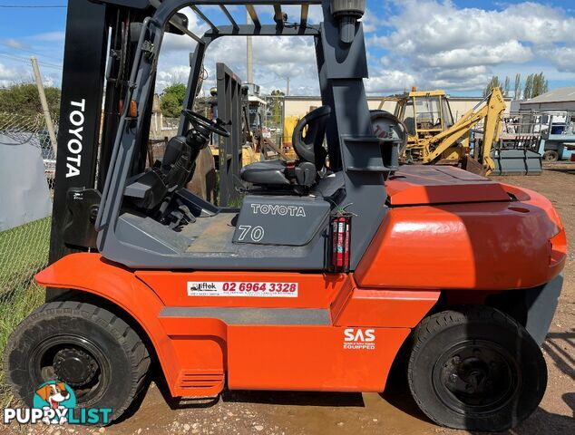 Used Toyota 7.0TON Forklift For Sale