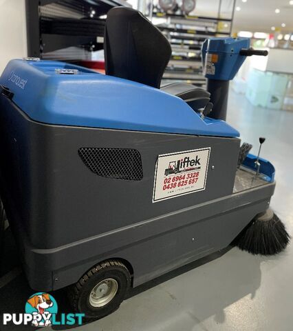 Used Conquest Ride On Floor Sweeper