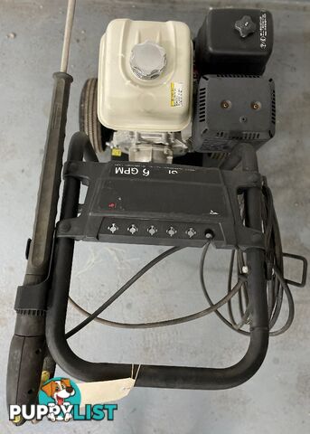 USED KARCHER G 4000 OH GAS POWERED PRESSURE WASHER