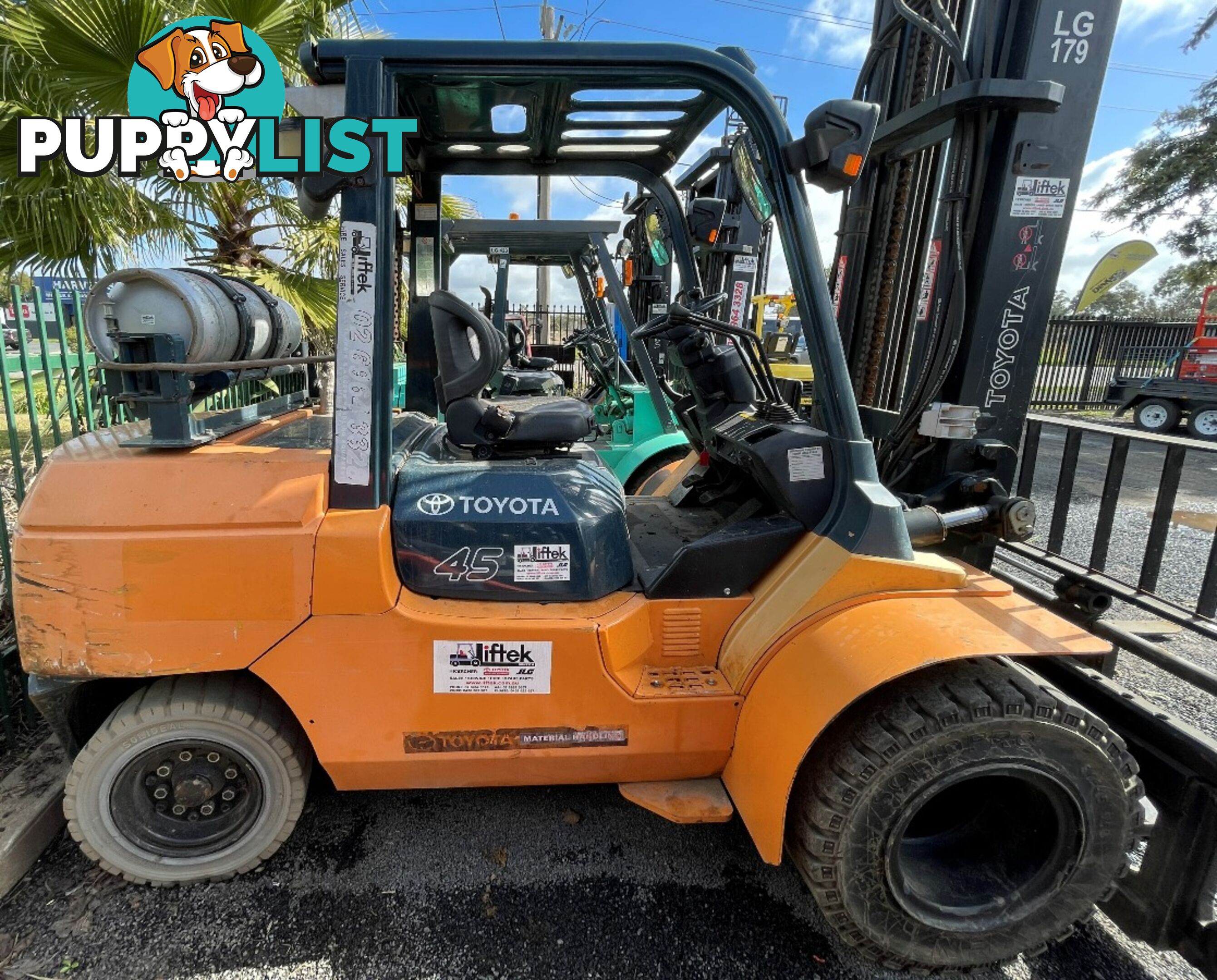 Used Toyota 4.5TON Forklift For Sale