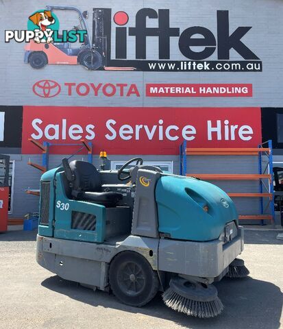 Used S30 Ride-On Sweeper For Sale