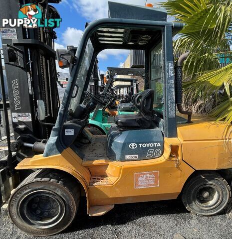 Used Toyota 5.0TON Forklift For Sale