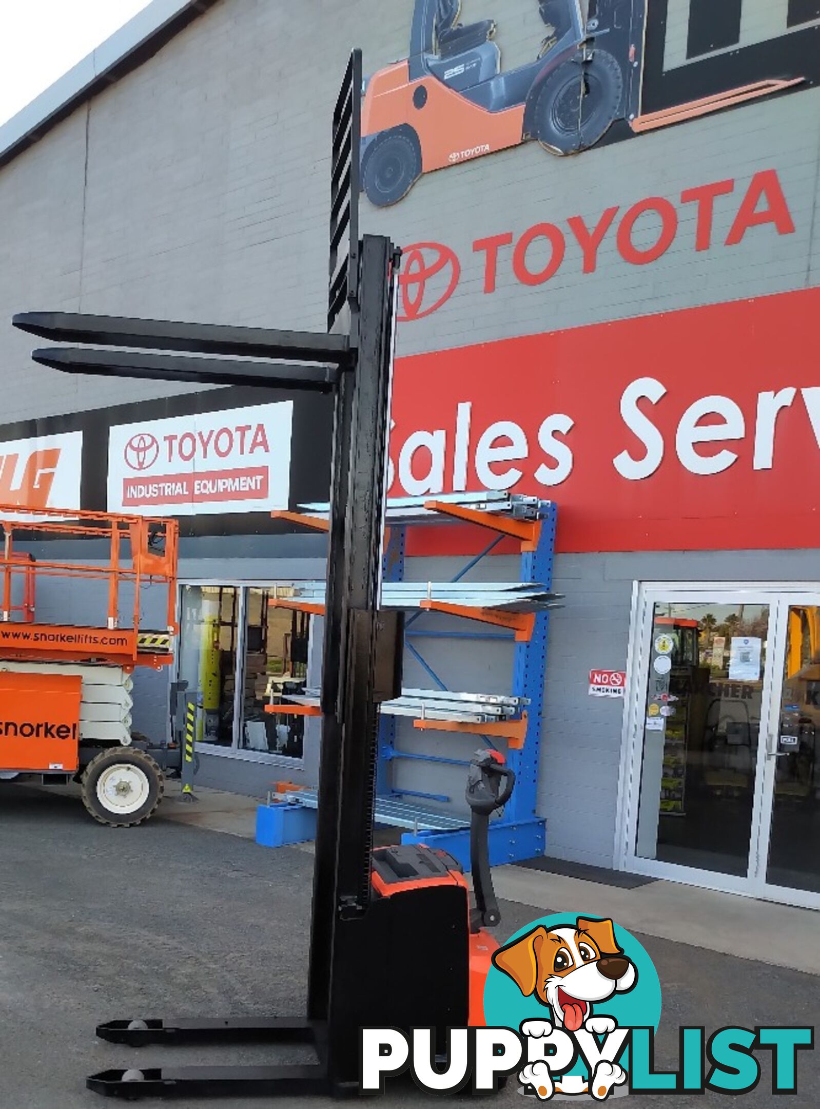 Used Toyota 1.2TON Electric Walkie Stacker