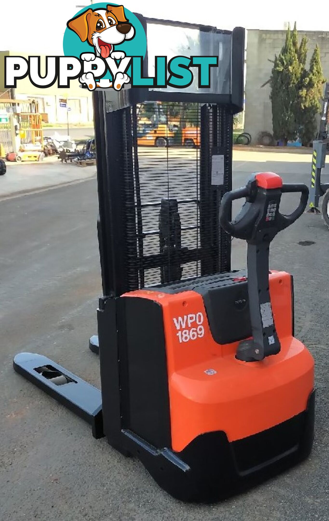 Used Toyota 1.2TON Electric Walkie Stacker