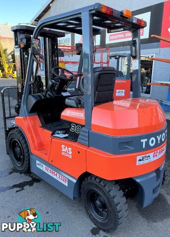 Used Toyota 3.0TON Electric Forklift For Sale