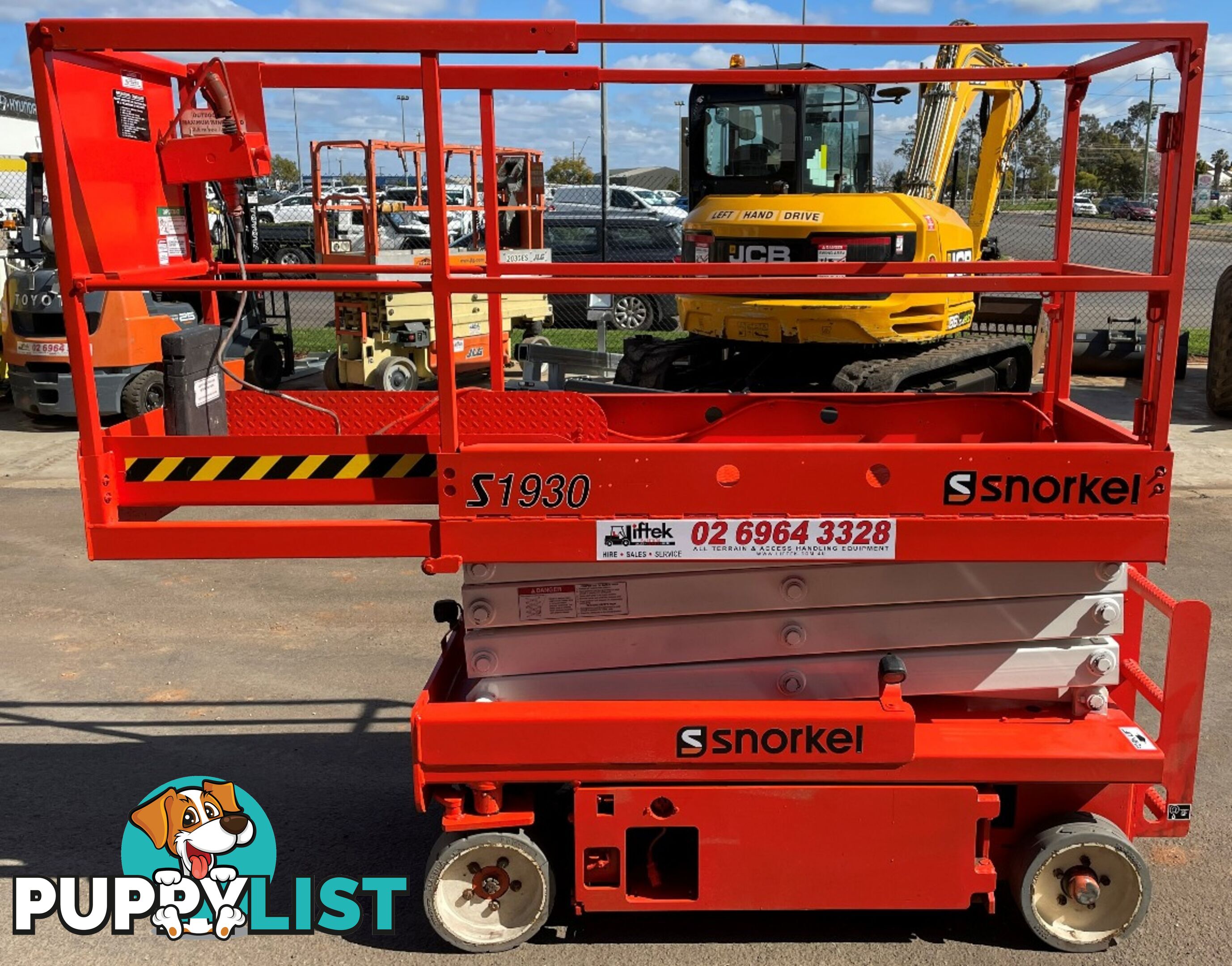 SNORKEL S1930 SCISSOR LIFT AND TRAILER PACKAGE