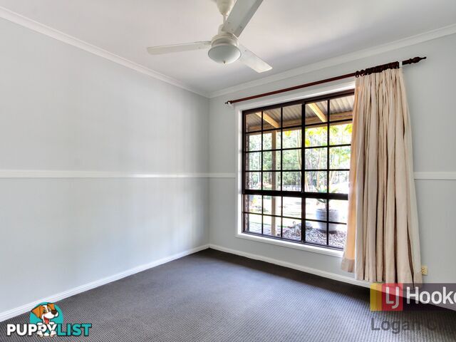 15 Packett Crescent LOGANLEA QLD 4131